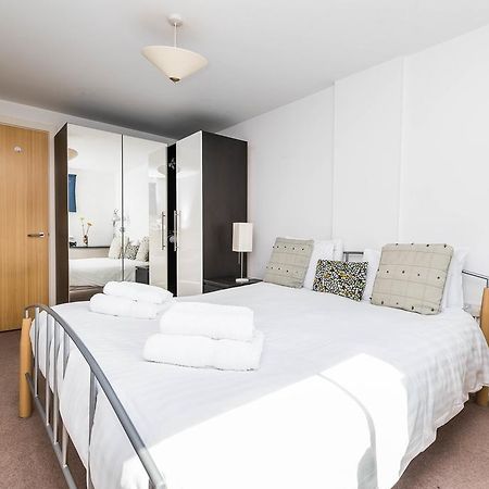 Fantastic 1 Bed Flat Stratford Appartement Londen Buitenkant foto