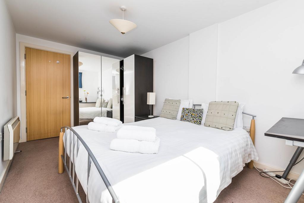 Fantastic 1 Bed Flat Stratford Appartement Londen Buitenkant foto